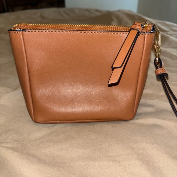 Calvin Klein Wristlet Wallet/Purse - Picture 3 of 5